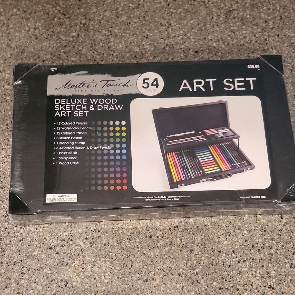 Deluxe Wood Sketch & Draw Art Set - Black